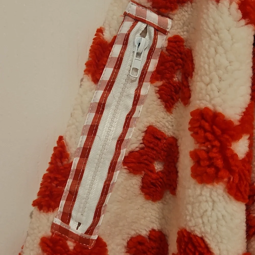 DAVI & DANI Red Floral Fleece Jacket - Picture 4 of 9